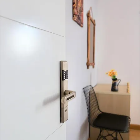 Roya Taksim - Center Of The Apartment *